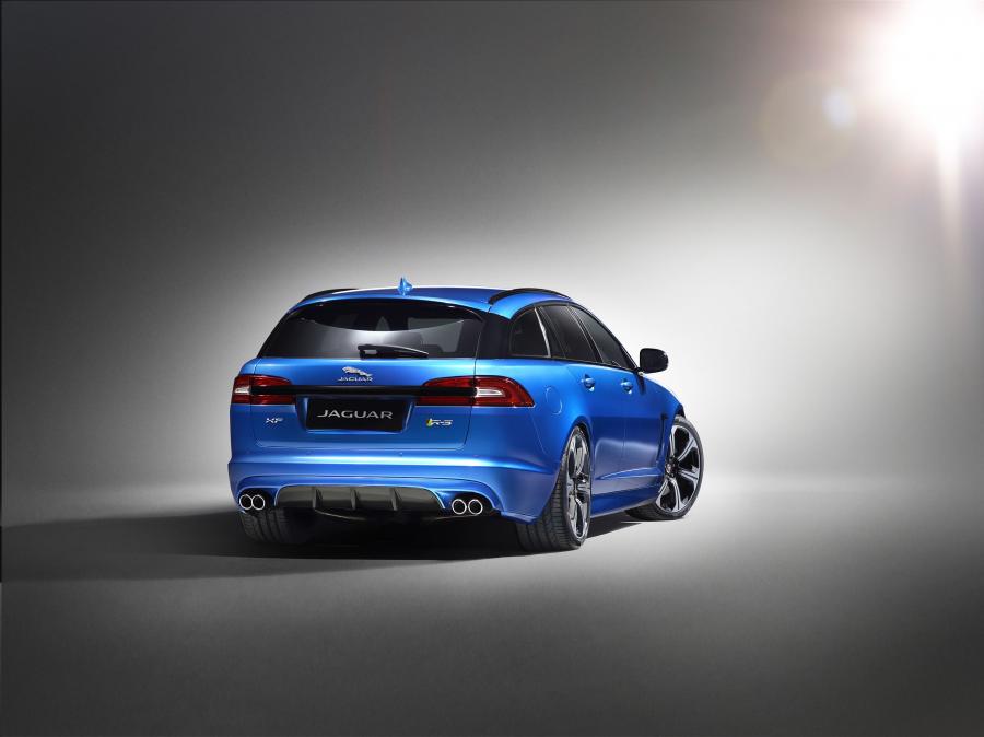  Jaguar XFR-S Sportbrake 2014 года  (UK) (фото 15 из 50)
